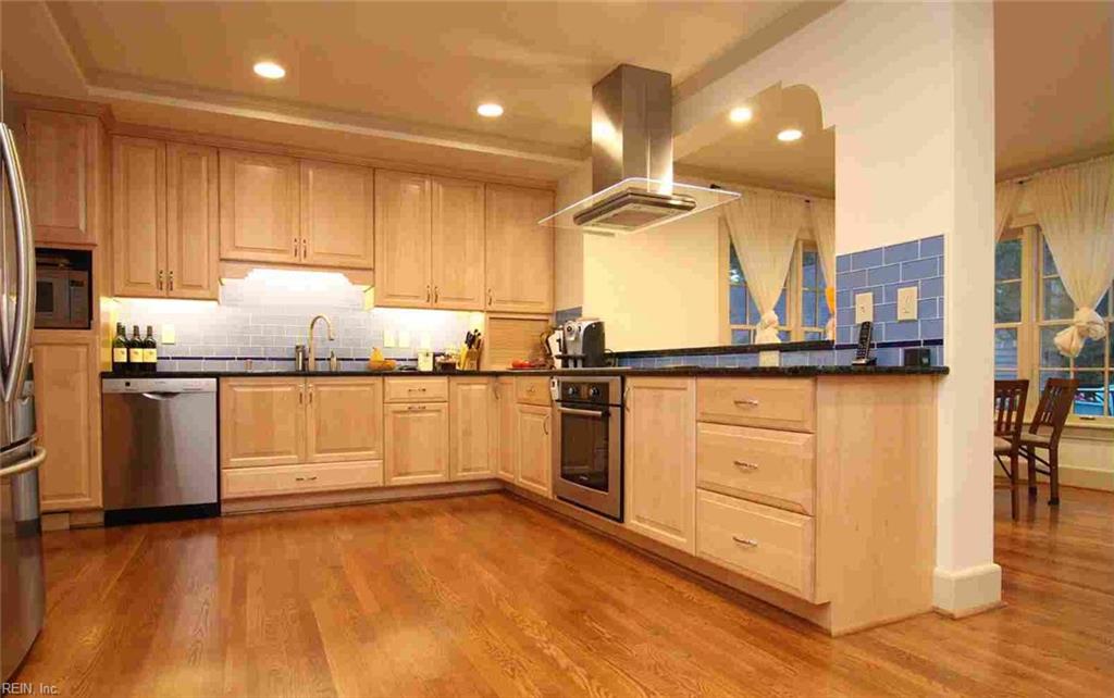 34 Elm Avenue Newport News VA 23601
