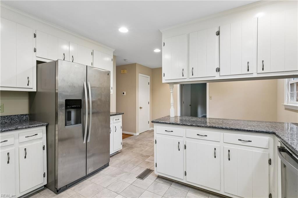 173 Laurent Circle Newport News VA 23608