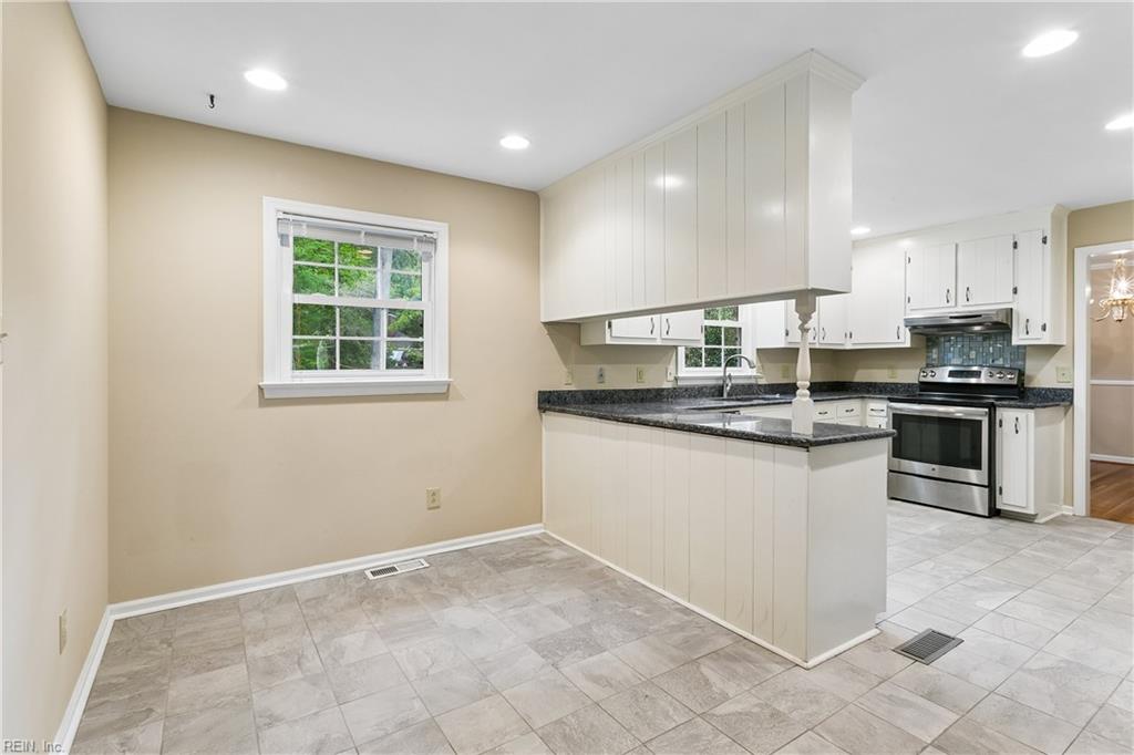 173 Laurent Circle Newport News VA 23608