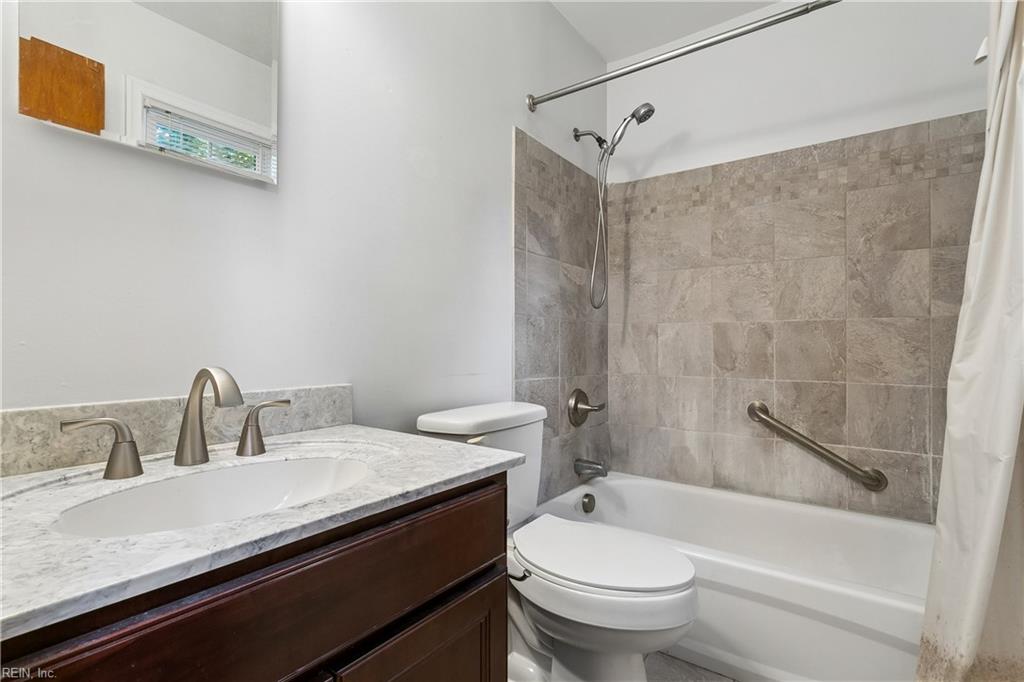 173 Laurent Circle Newport News VA 23608