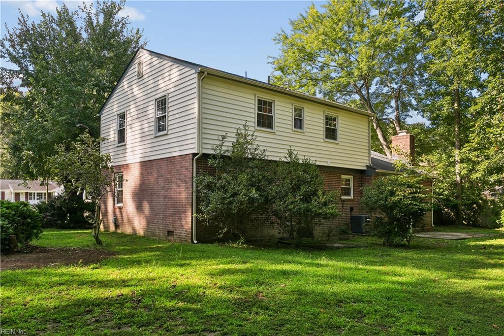 173 Laurent Circle Newport News VA 23608