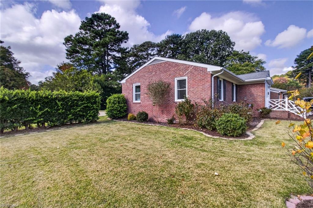 1 Carolyn Drive Newport News VA 23606