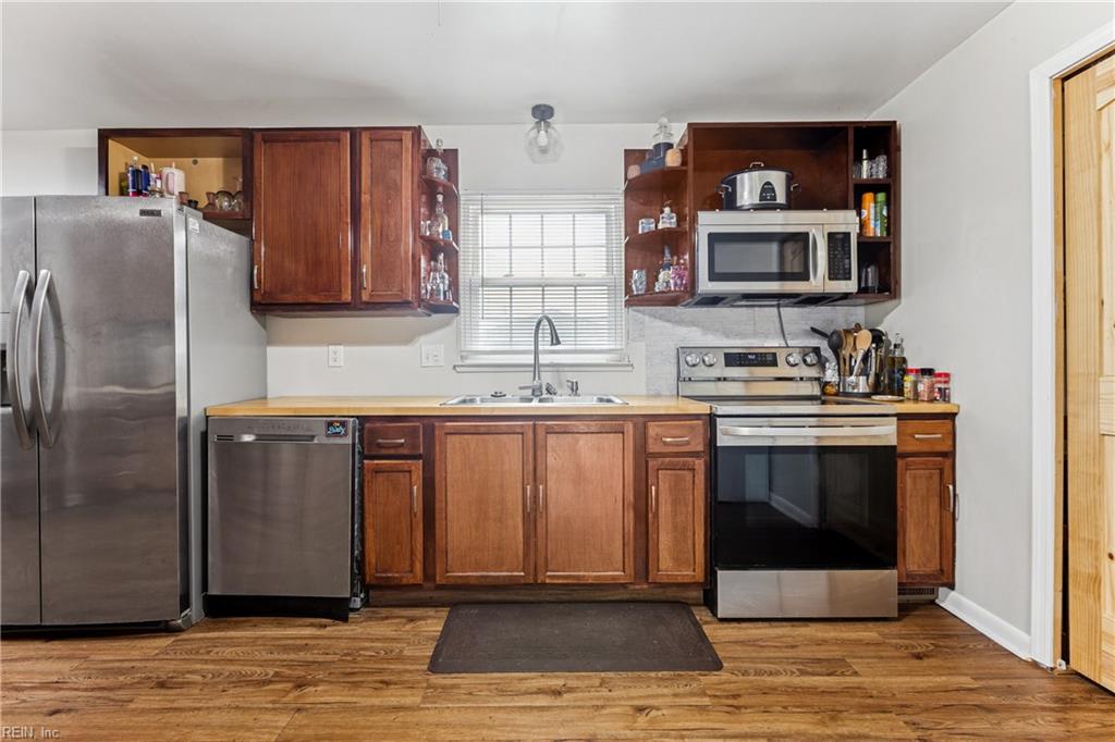 806 Carnation Drive Newport News VA 23608