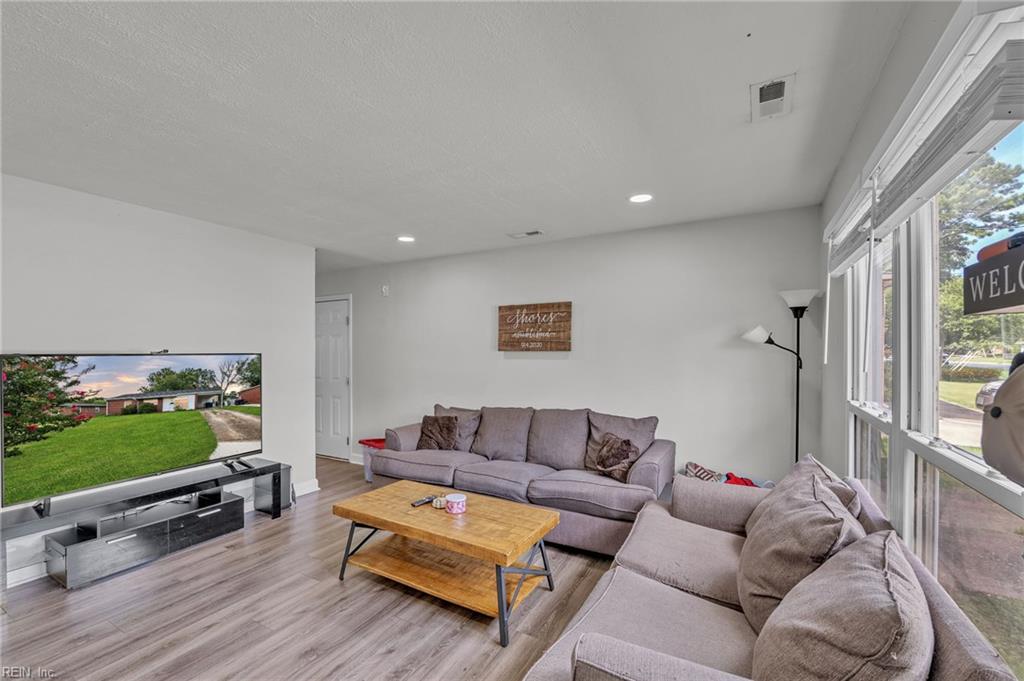 112 Jenness Lane Newport News VA 23602