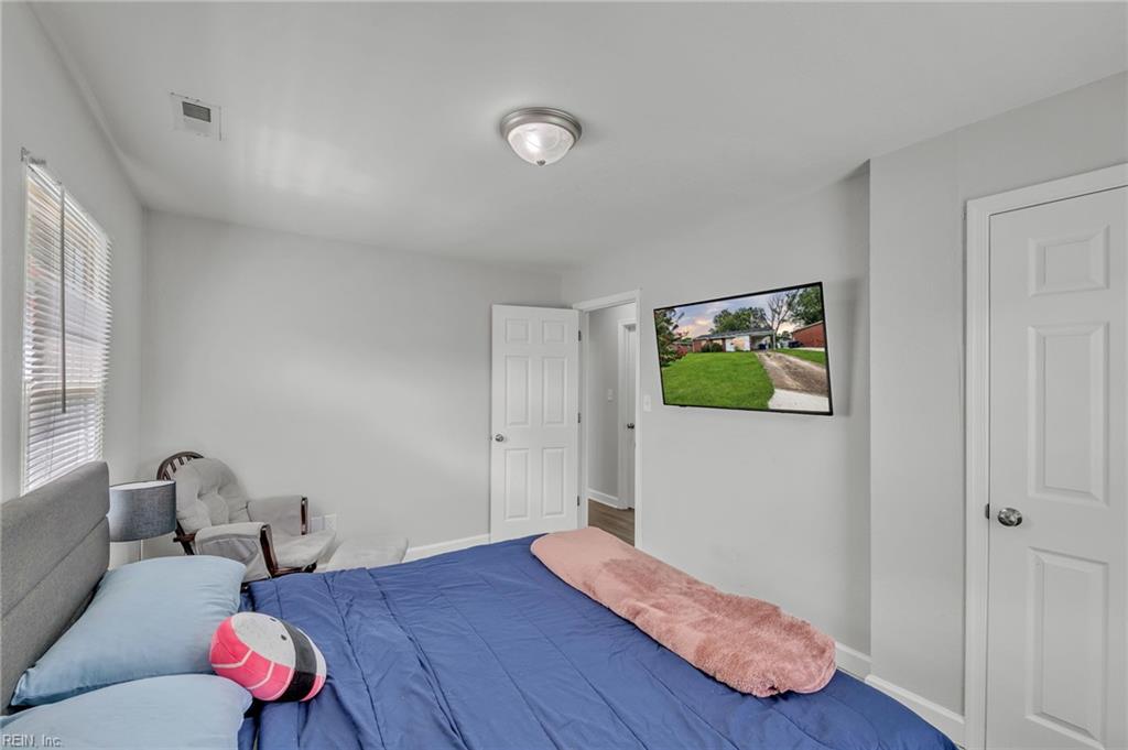 112 Jenness Lane Newport News VA 23602