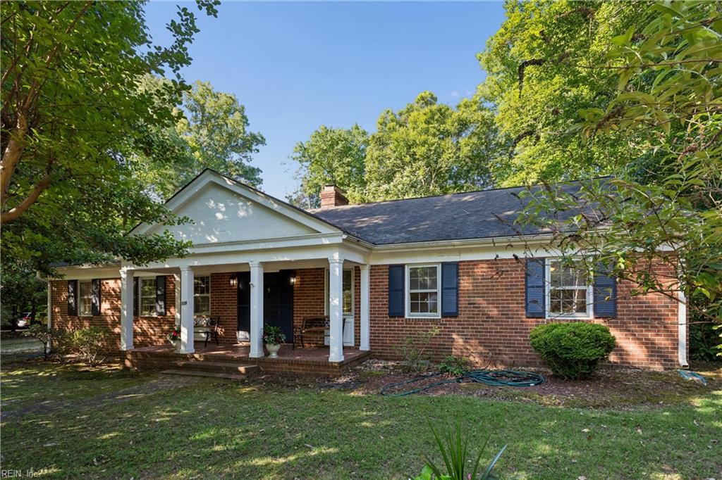 Williamsburg VA, 118 Spring Road