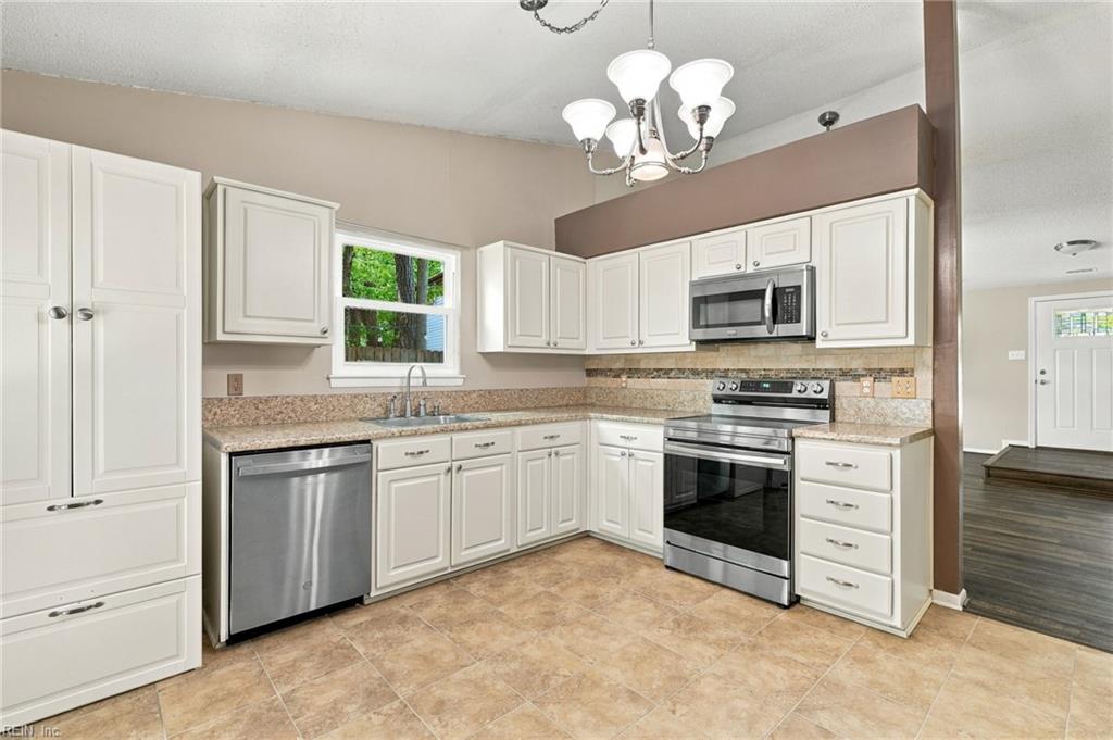 1004 Myrtle Court Newport News VA 23608