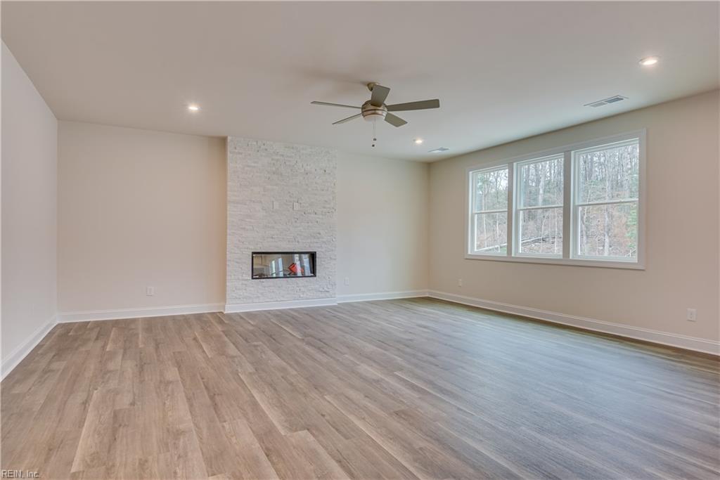 505 Heavens Way Yorktown VA 23693