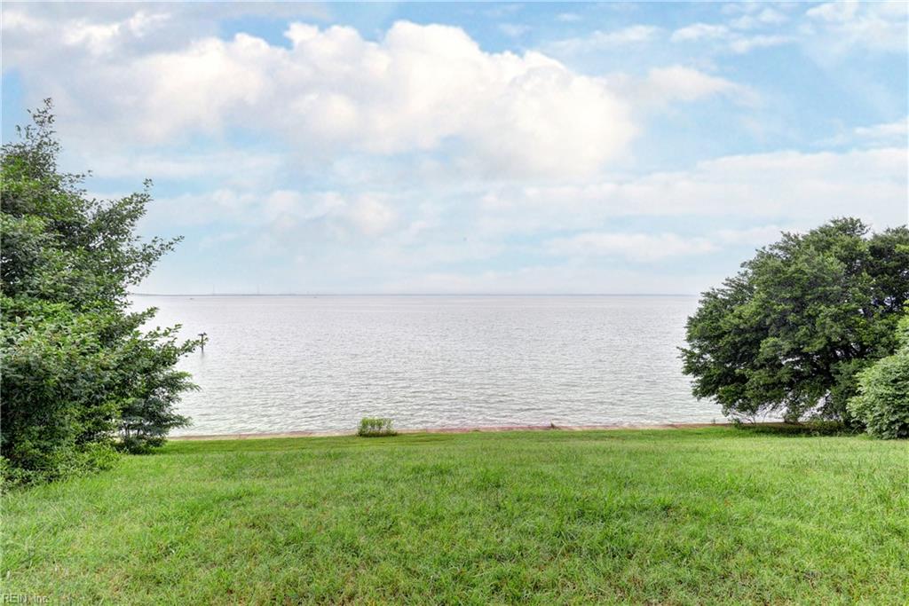 409 River Road Newport News VA 23601