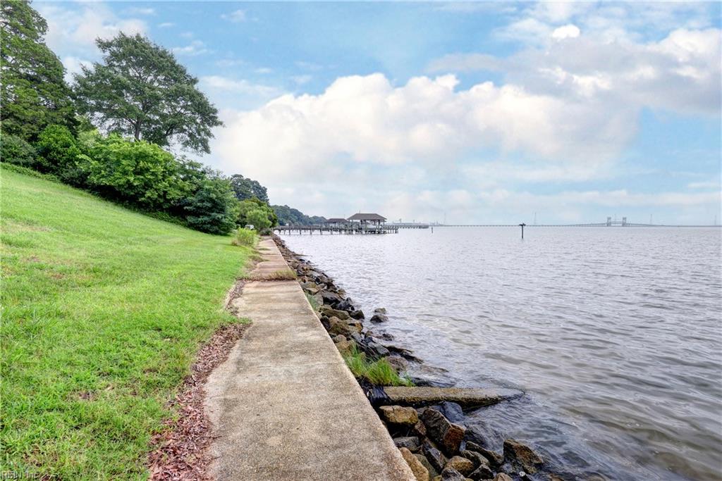 409 River Road Newport News VA 23601