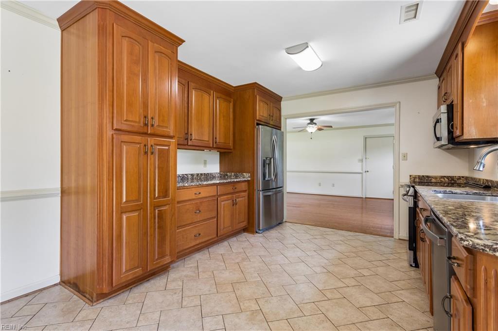 3 Deans Circle Newport News VA 23606