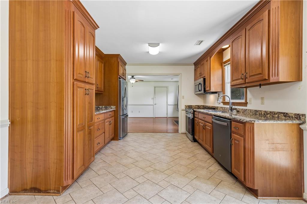 3 Deans Circle Newport News VA 23606