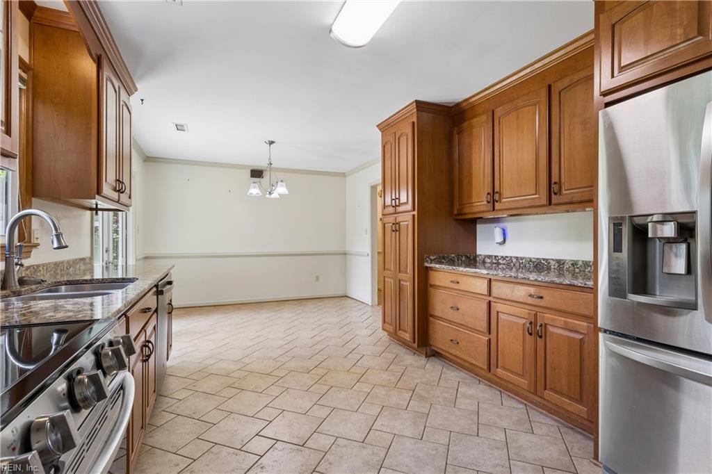 3 Deans Circle Newport News VA 23606