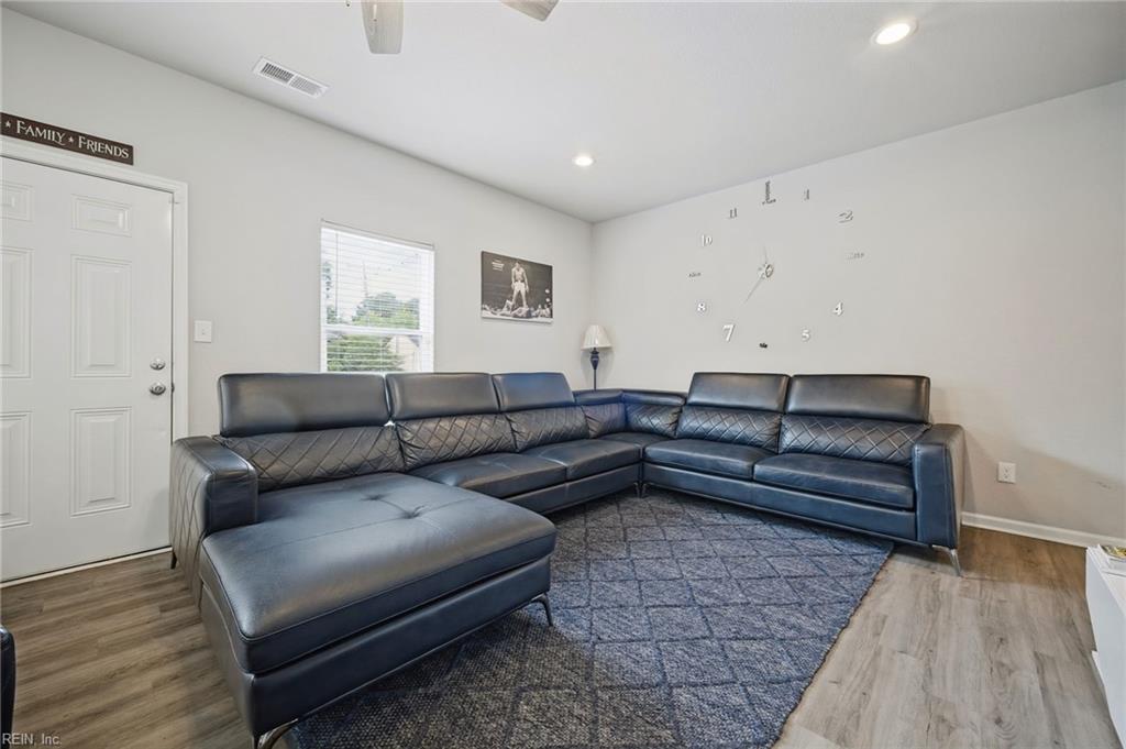 4313 Chestnut Avenue Newport News VA 23607