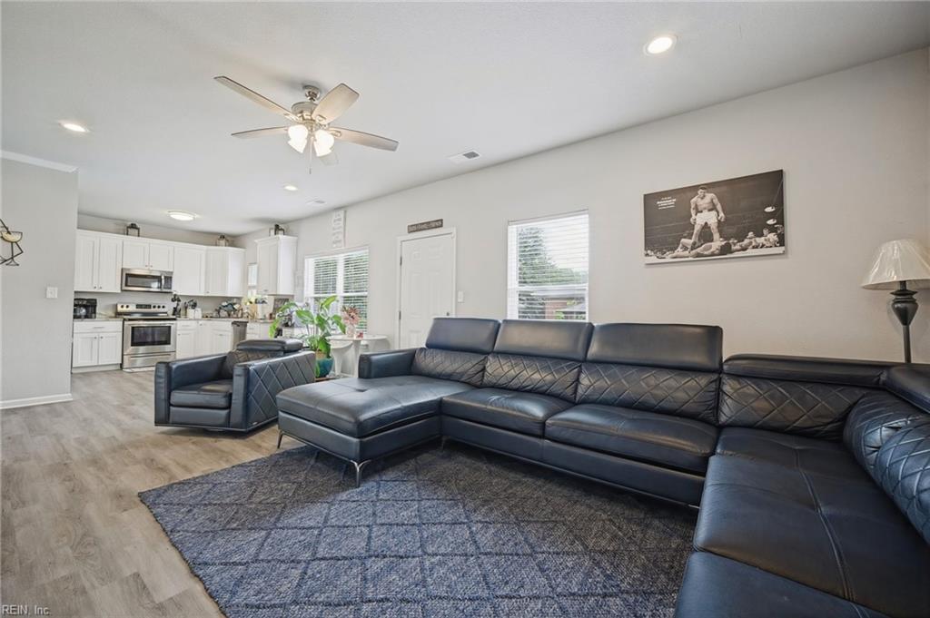 4313 Chestnut Avenue Newport News VA 23607