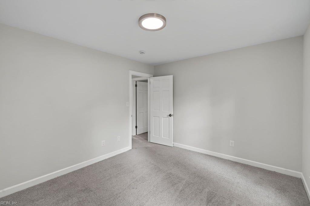 536 Quarterfield Road Newport News VA 23602