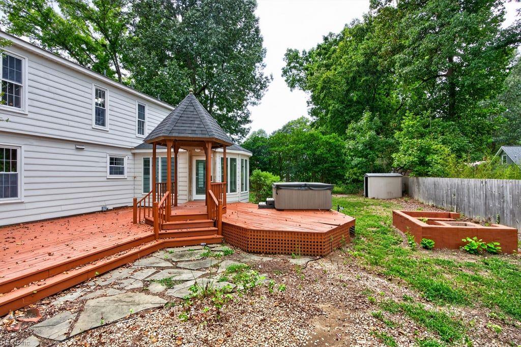 536 Quarterfield Road Newport News VA 23602