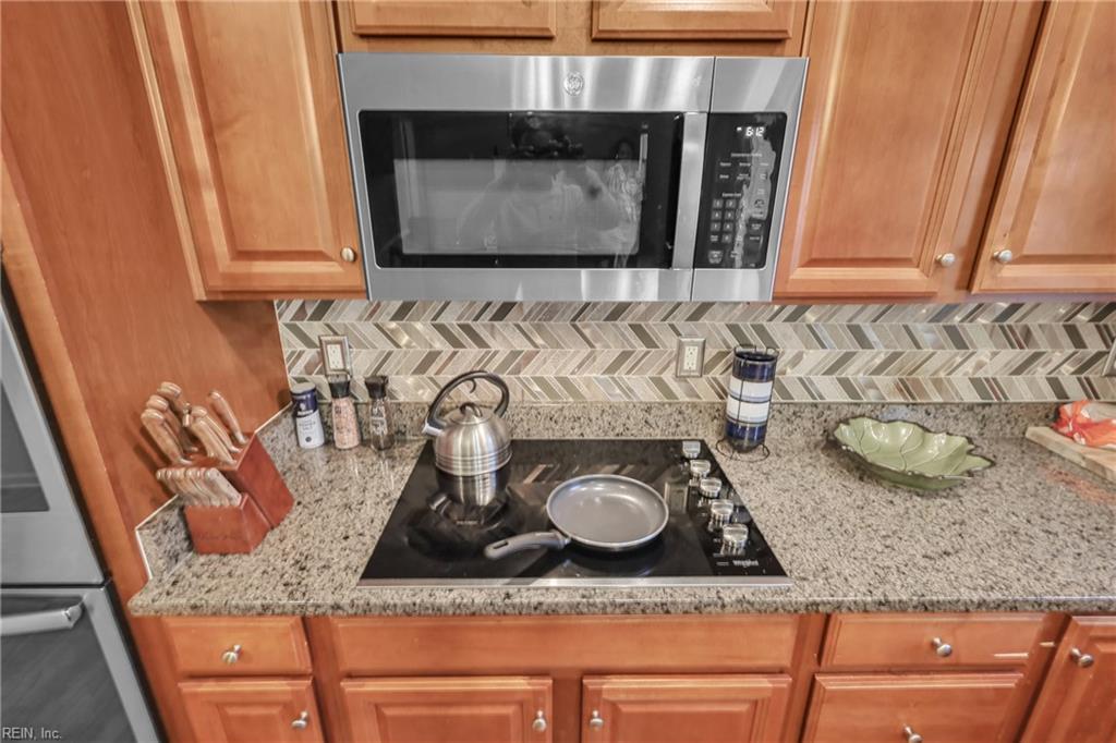 589 Leonard Lane Newport News VA 23601