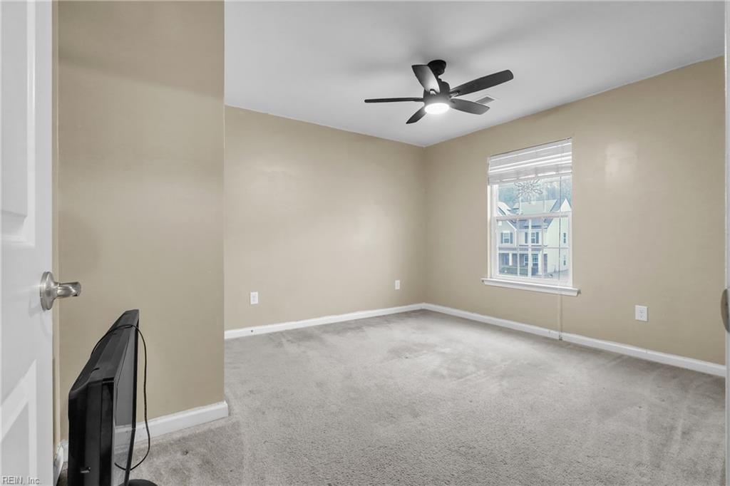 589 Leonard Lane Newport News VA 23601