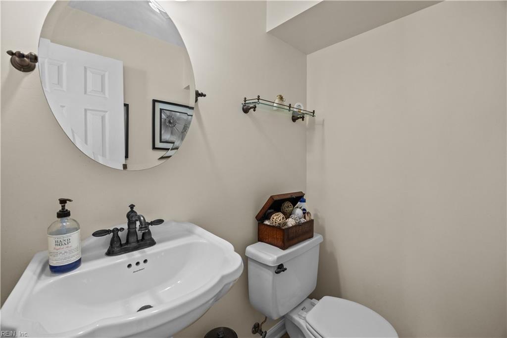 5 Deans Circle Newport News VA 23606