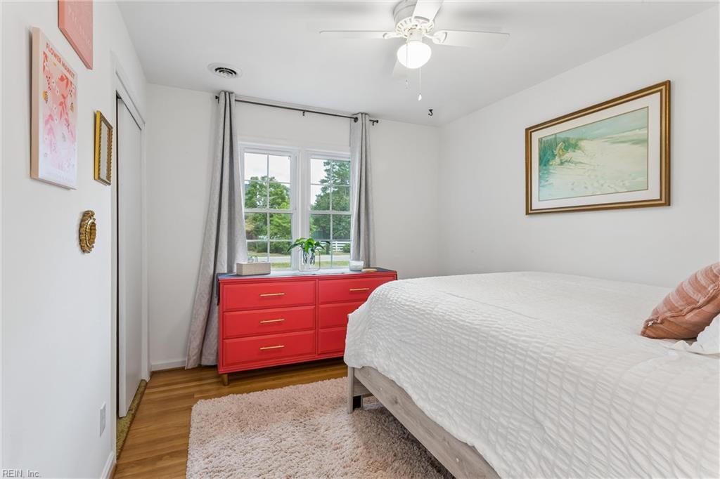 203 Bayview Drive Yorktown VA 23692