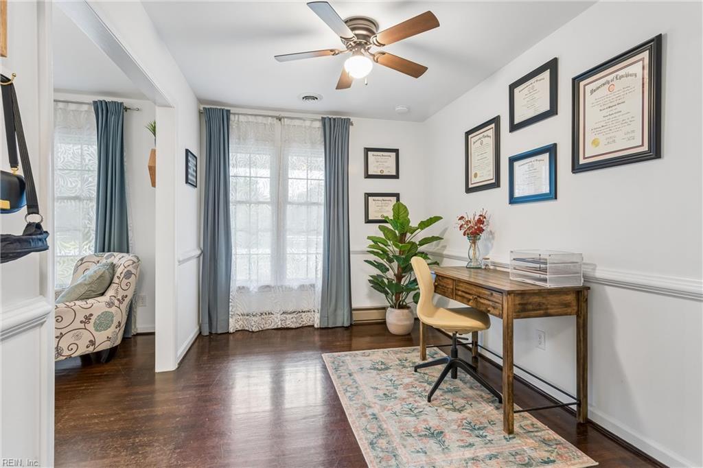 203 Bayview Drive Yorktown VA 23692