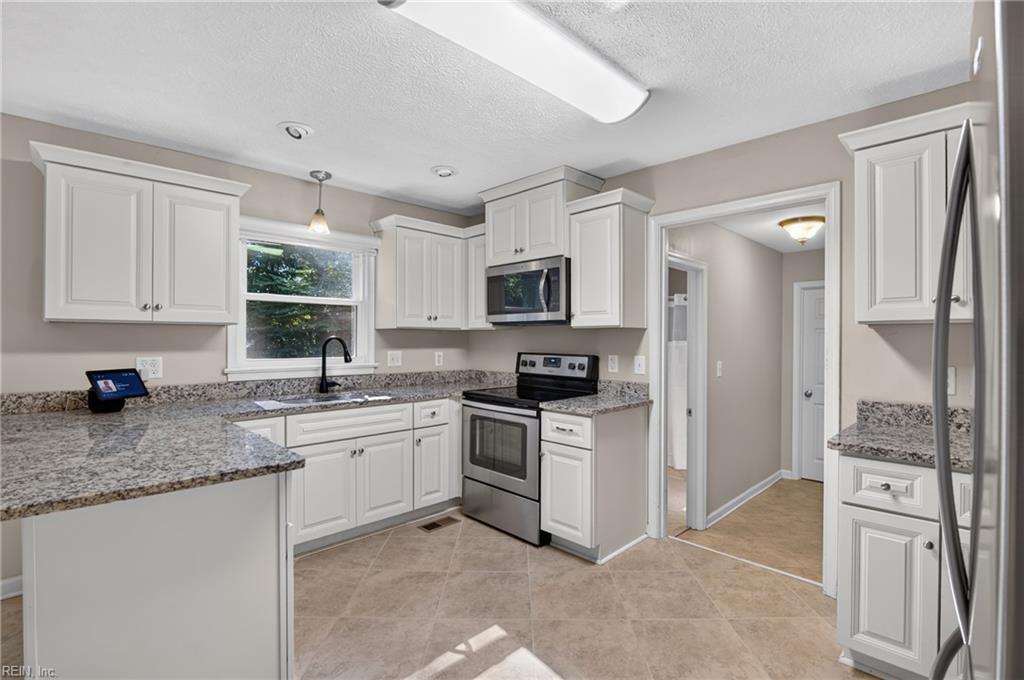 84 Waterview Drive Newport News VA 23608