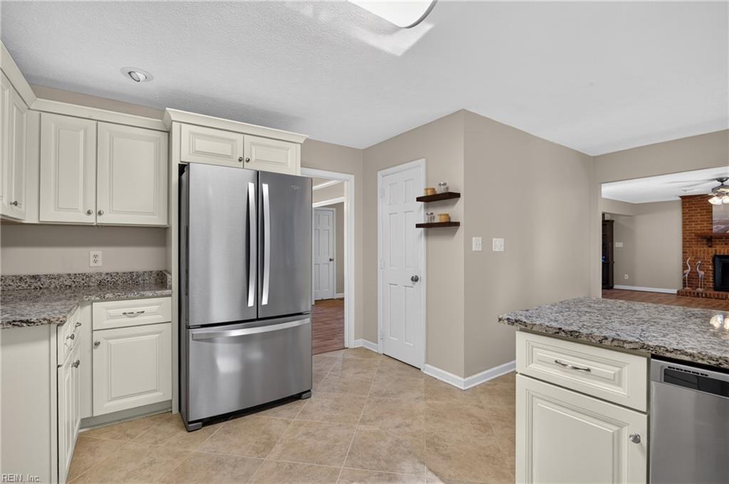 84 Waterview Drive Newport News VA 23608