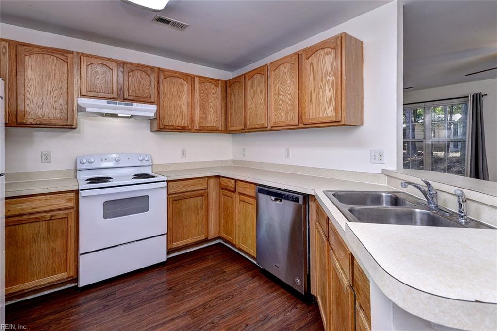 108 Burgundy Road Williamsburg VA 23185