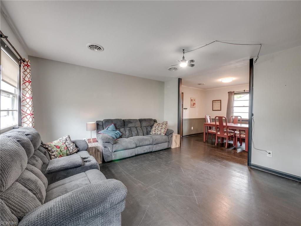 208 Collins Drive Newport News VA 23601