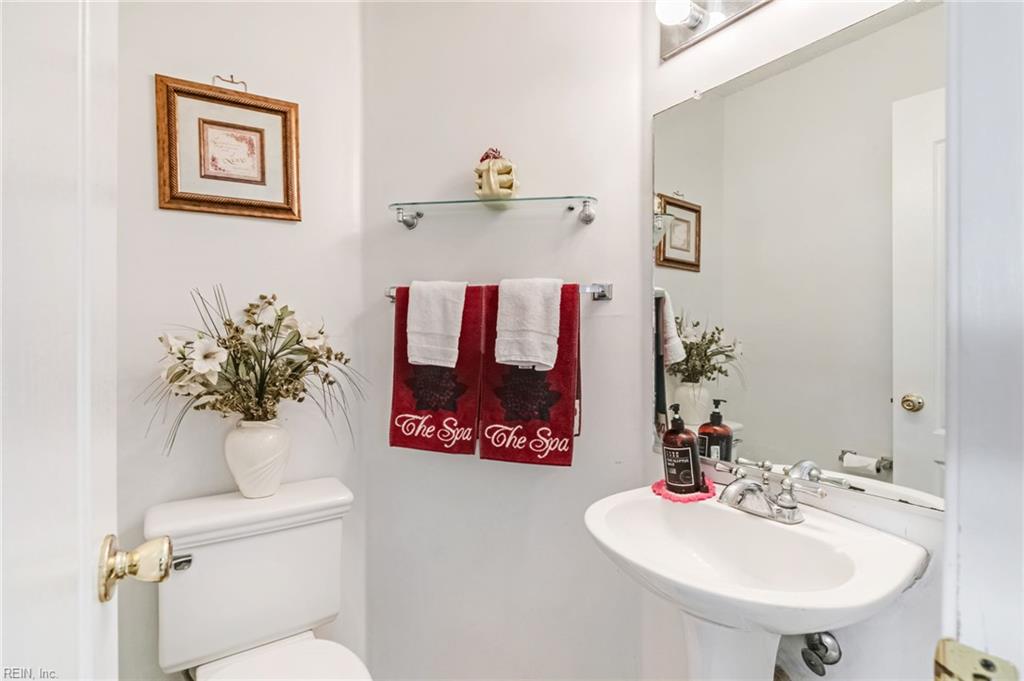 946 Nicklaus Drive Newport News VA 23602