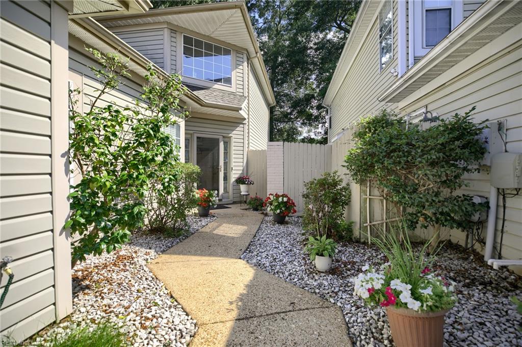 946 Nicklaus Drive Newport News VA 23602