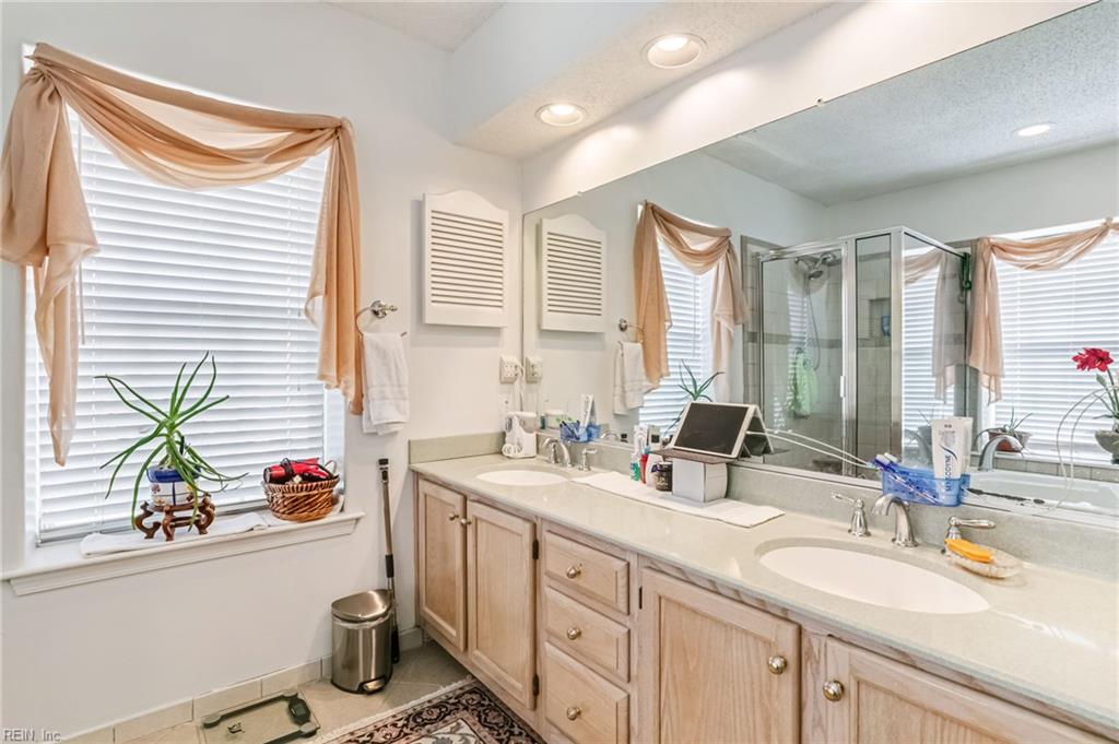 946 Nicklaus Drive Newport News VA 23602