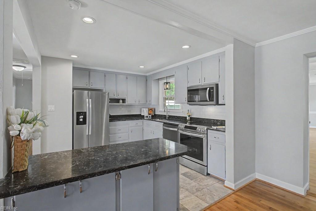 106 Crandol Drive Yorktown VA 23693