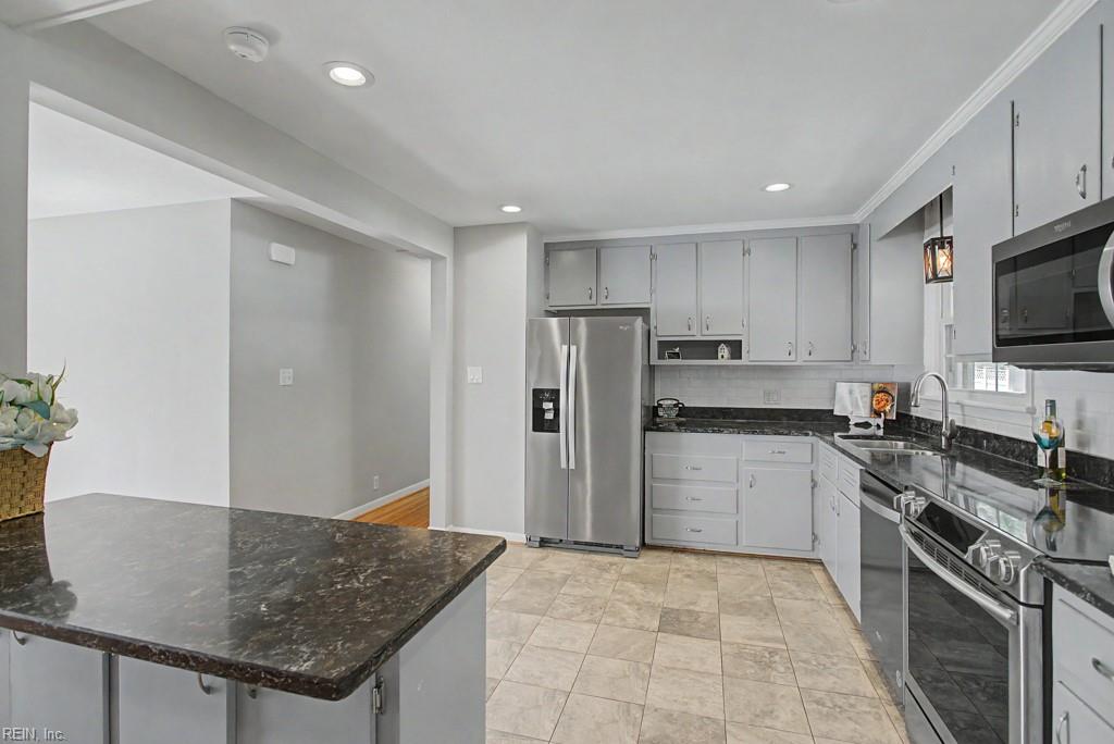 106 Crandol Drive Yorktown VA 23693