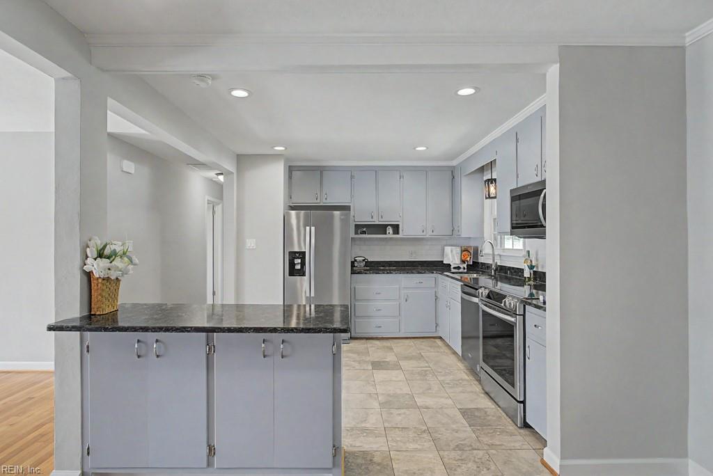 106 Crandol Drive Yorktown VA 23693