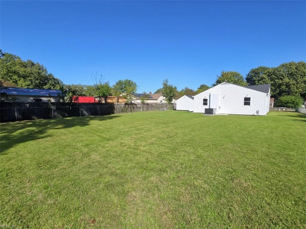 5913 Wickham Avenue Newport News VA 23605