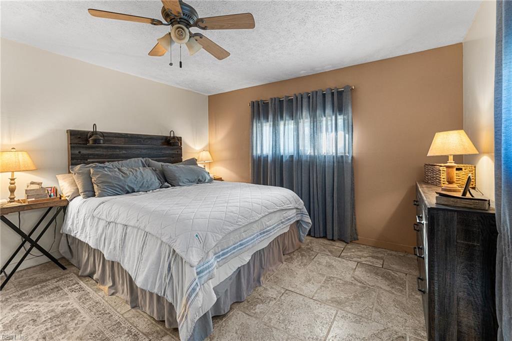 406 Grafton District Road Yorktown VA 23692