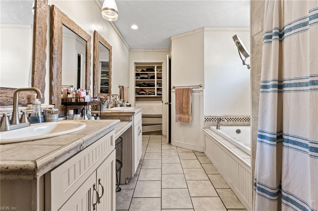 406 Grafton District Road Yorktown VA 23692