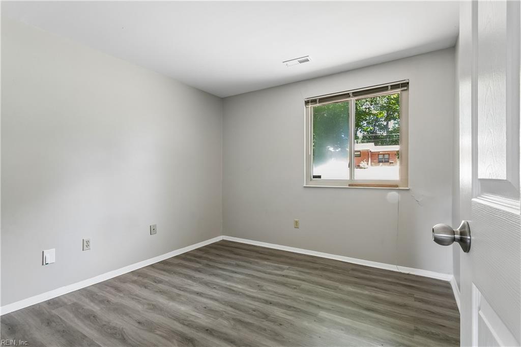 91 Stanley Drive Newport News VA 23608