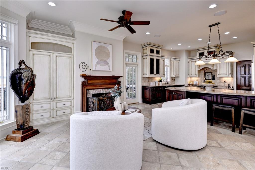 2925 Barrets Pointe Road Williamsburg VA 23185