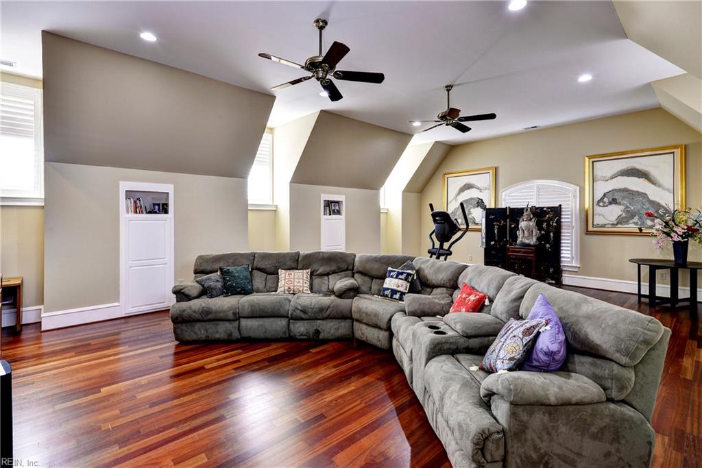 2925 Barrets Pointe Road Williamsburg VA 23185