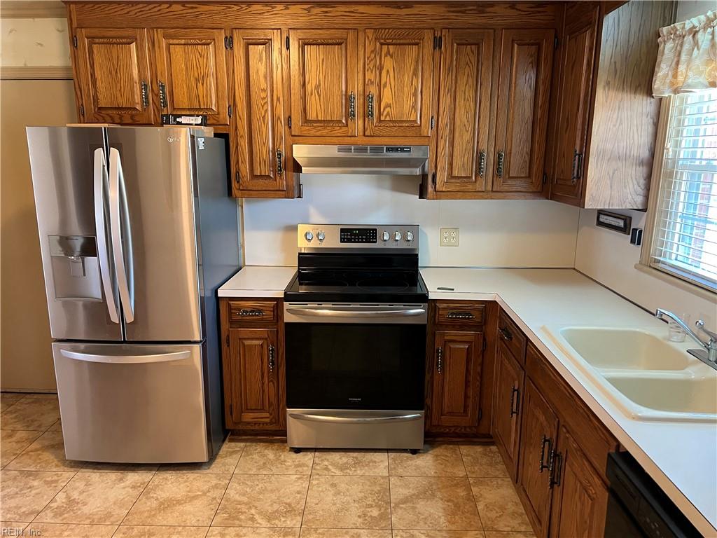 42 Glendale Road Newport News VA 23606