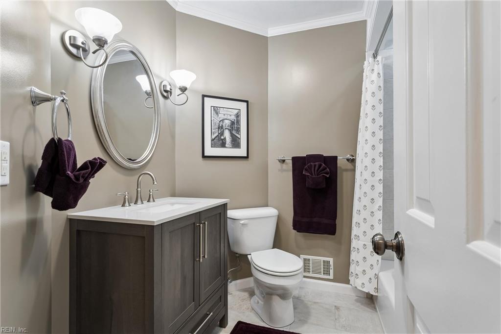 125 River Point Drive Yorktown VA 23693