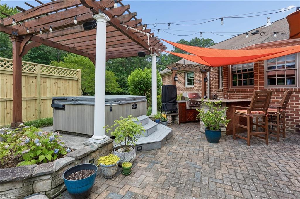 125 River Point Drive Yorktown VA 23693