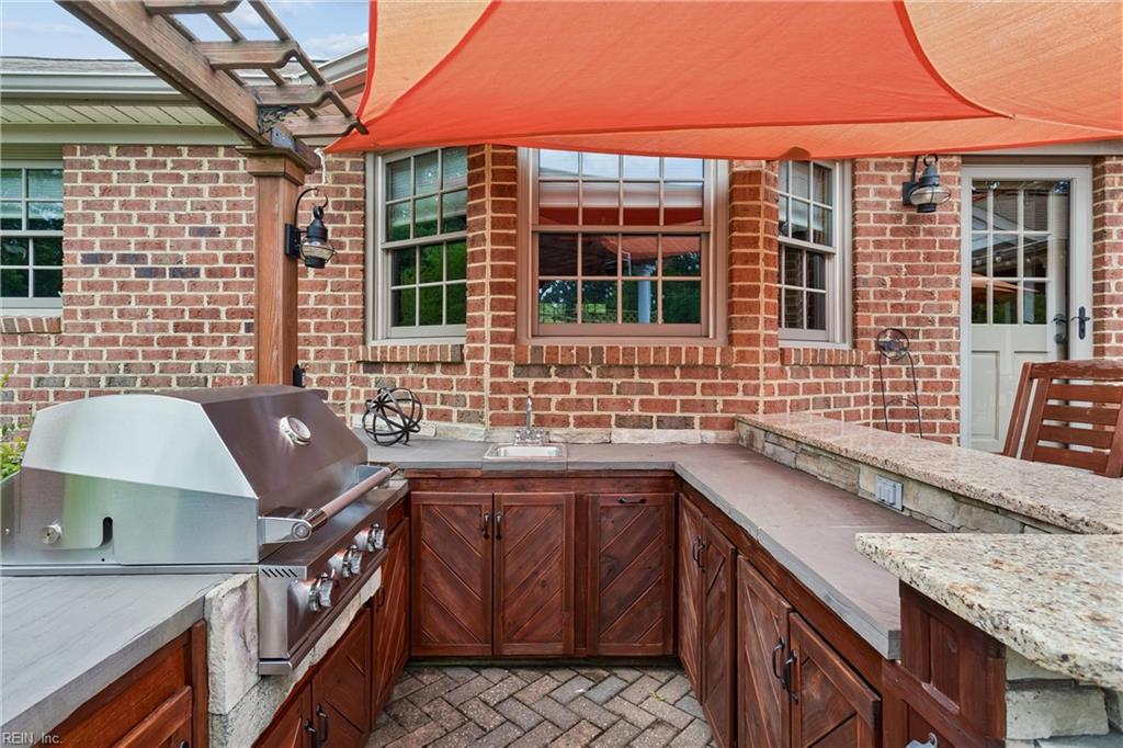 125 River Point Drive Yorktown VA 23693