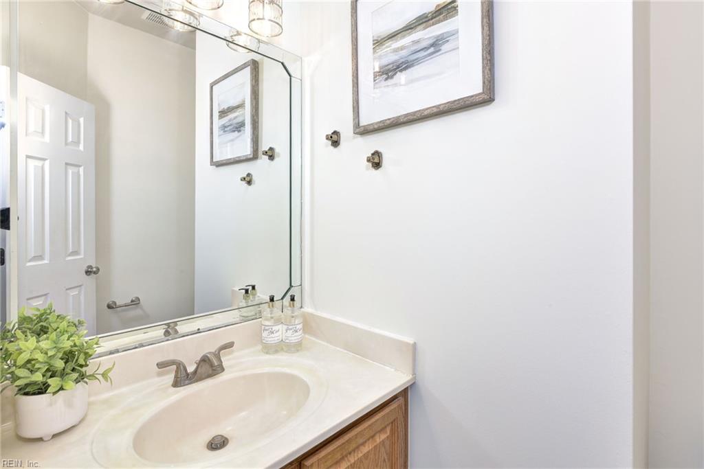 4023 Thorngate Drive Williamsburg VA 23188
