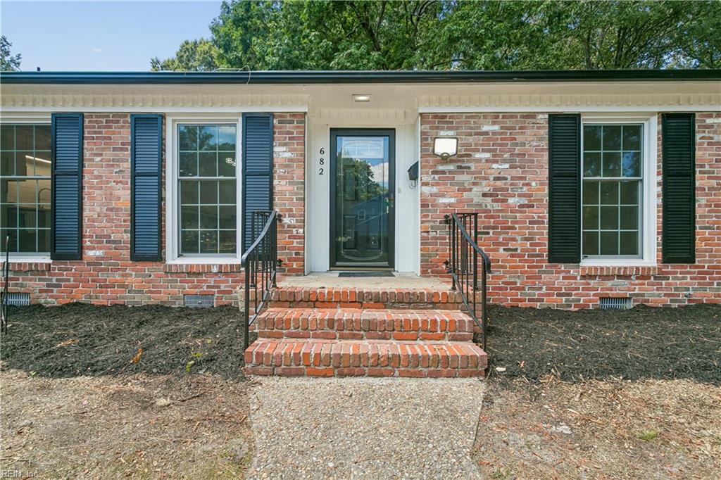 682 Village Green Parkway Newport News VA 23602