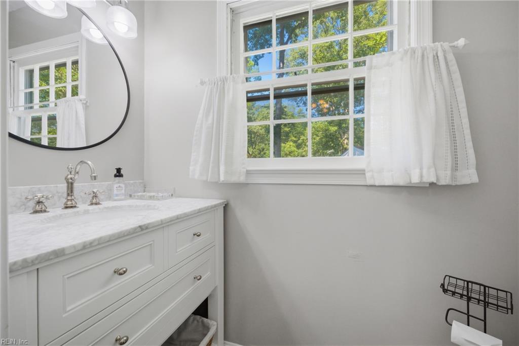 729 Lexington Circle Newport News VA 23602