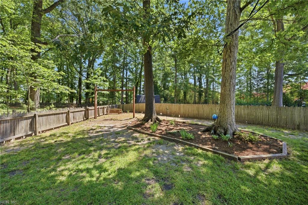 729 Lexington Circle Newport News VA 23602